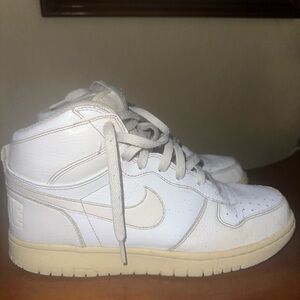 Nike Air Big High Triple White Size 8.5 Sneakers 336608-119
